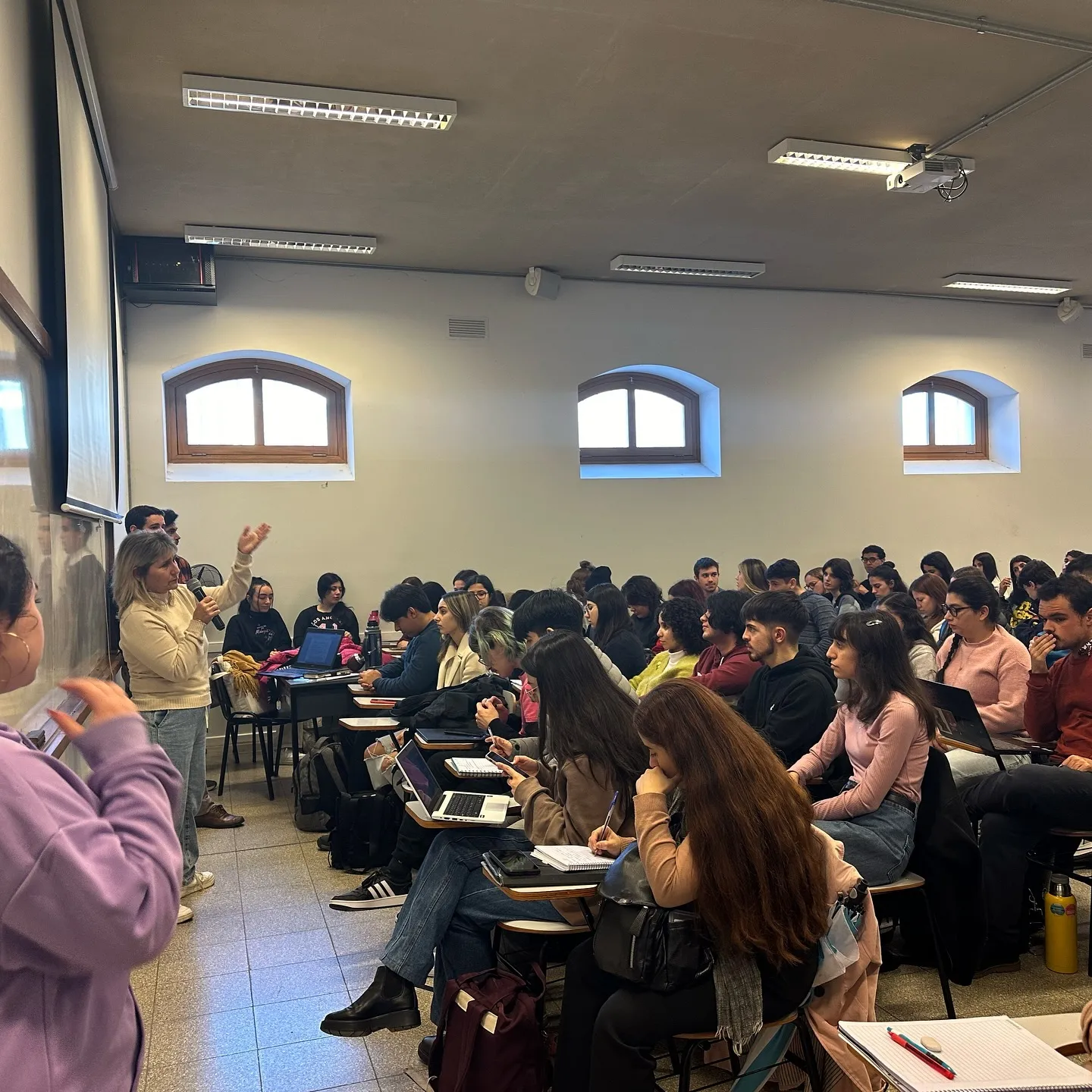 Clase de repaso de Derechos Sociales, imagen 3 de 5